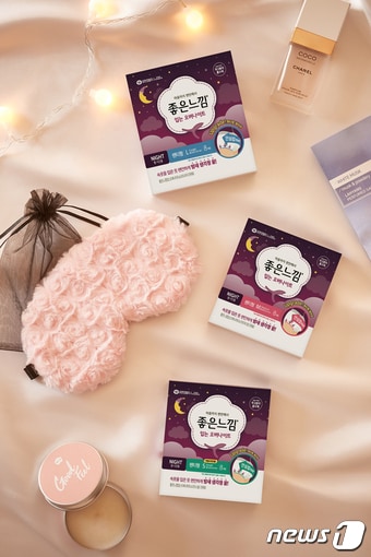 유한킴벌리가 출시한 팬티형 생리대 '좋은느낌 입는 오버나이트'(유한킴벌리 제공)ⓒ 뉴스1