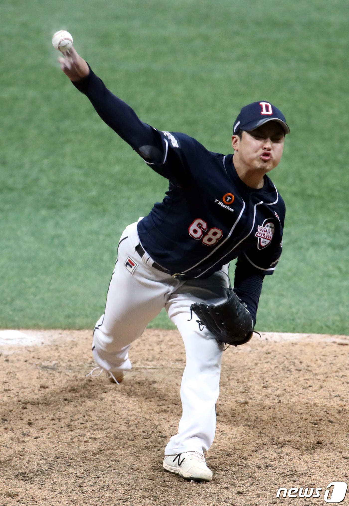 두산 베어스 이형범. /뉴스1 ⓒ News1 이광호 기자