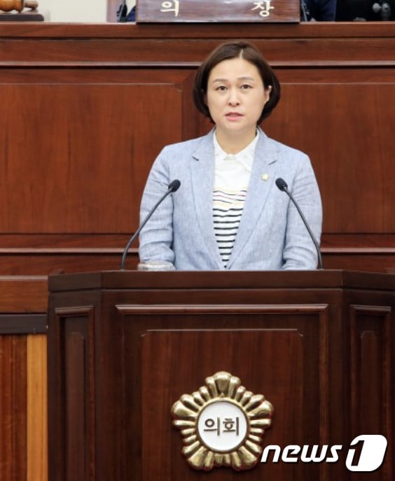 홍난이 구미시의원 5분 발언 모습 /뉴스1 자료사진 ⓒ 뉴스1