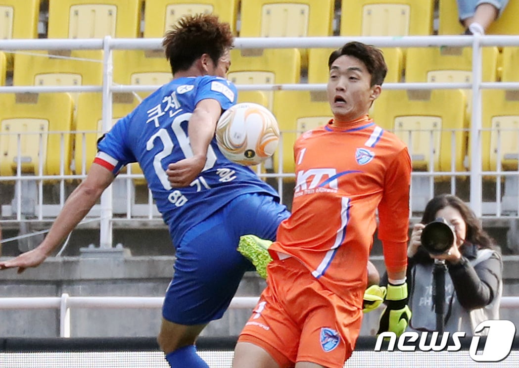 국제축구평의회가 핸드볼 파울에 대한 새로운 규칙을 발표했다. ⓒ News1 조태형 기자