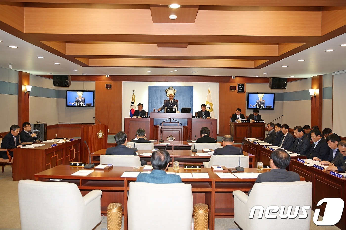 21일 전북 장수군의회가 제308회 제2차 정례회를 개회하고 있다.(장수군의회제공)2019.11.21/뉴스1