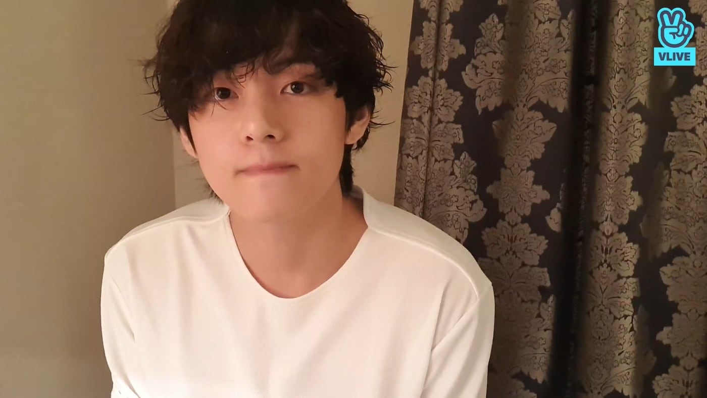 뷔 브이라이브 캡처 ⓒ 뉴스1