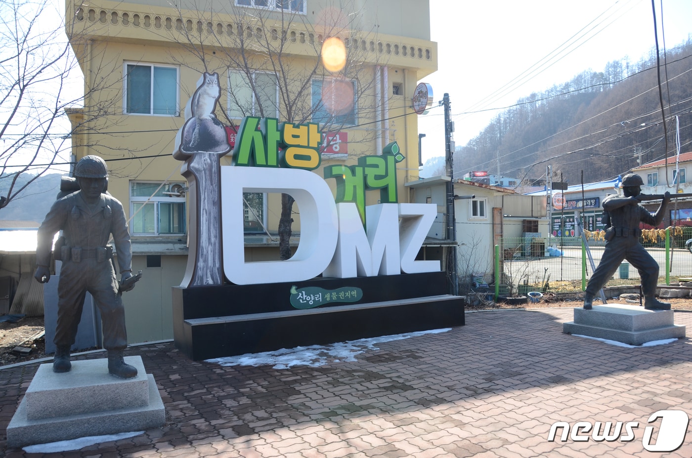 병사 평일 외출 한 달 ①] 접경지역은 변화 중…