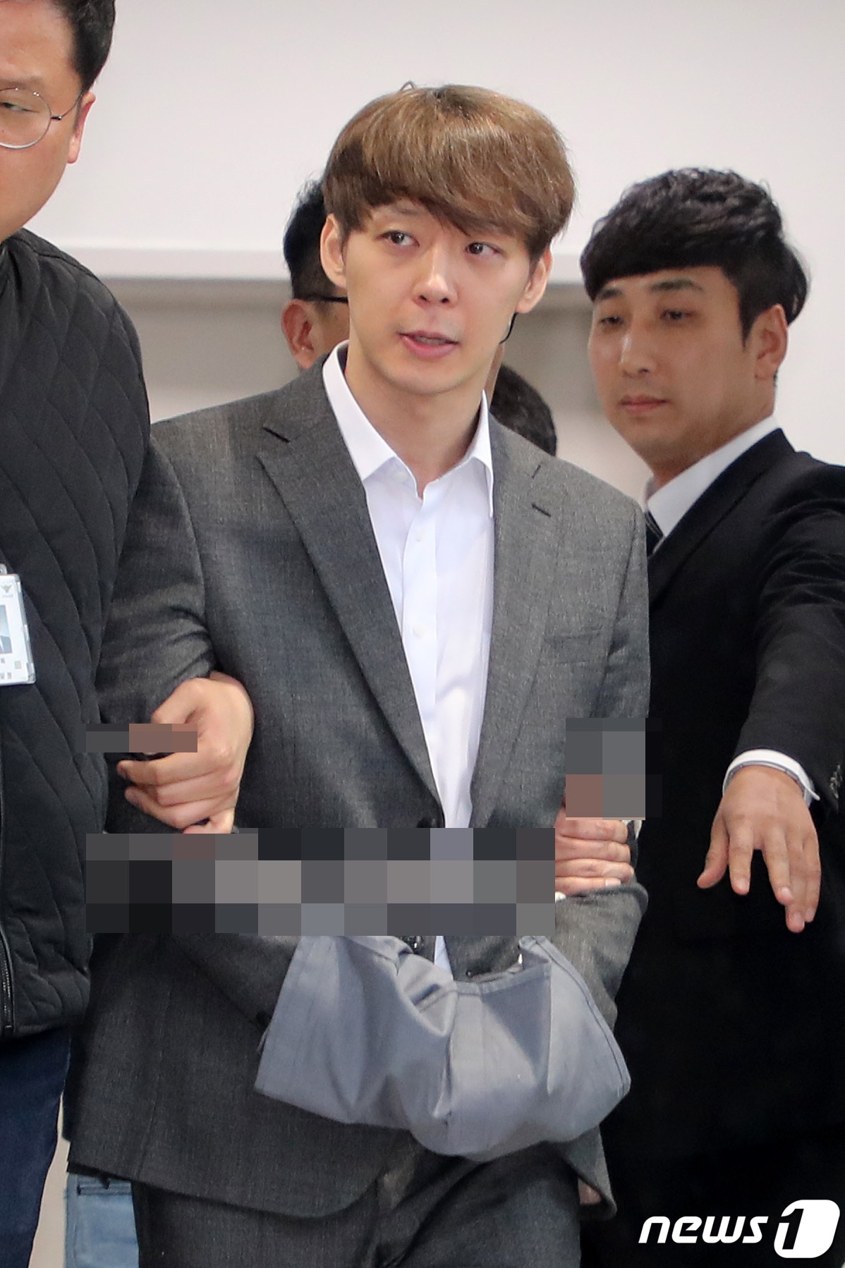 필로폰 투약 혐의를 받고 있는 가수 겸 배우 박유천 씨(32)ⓒ News1