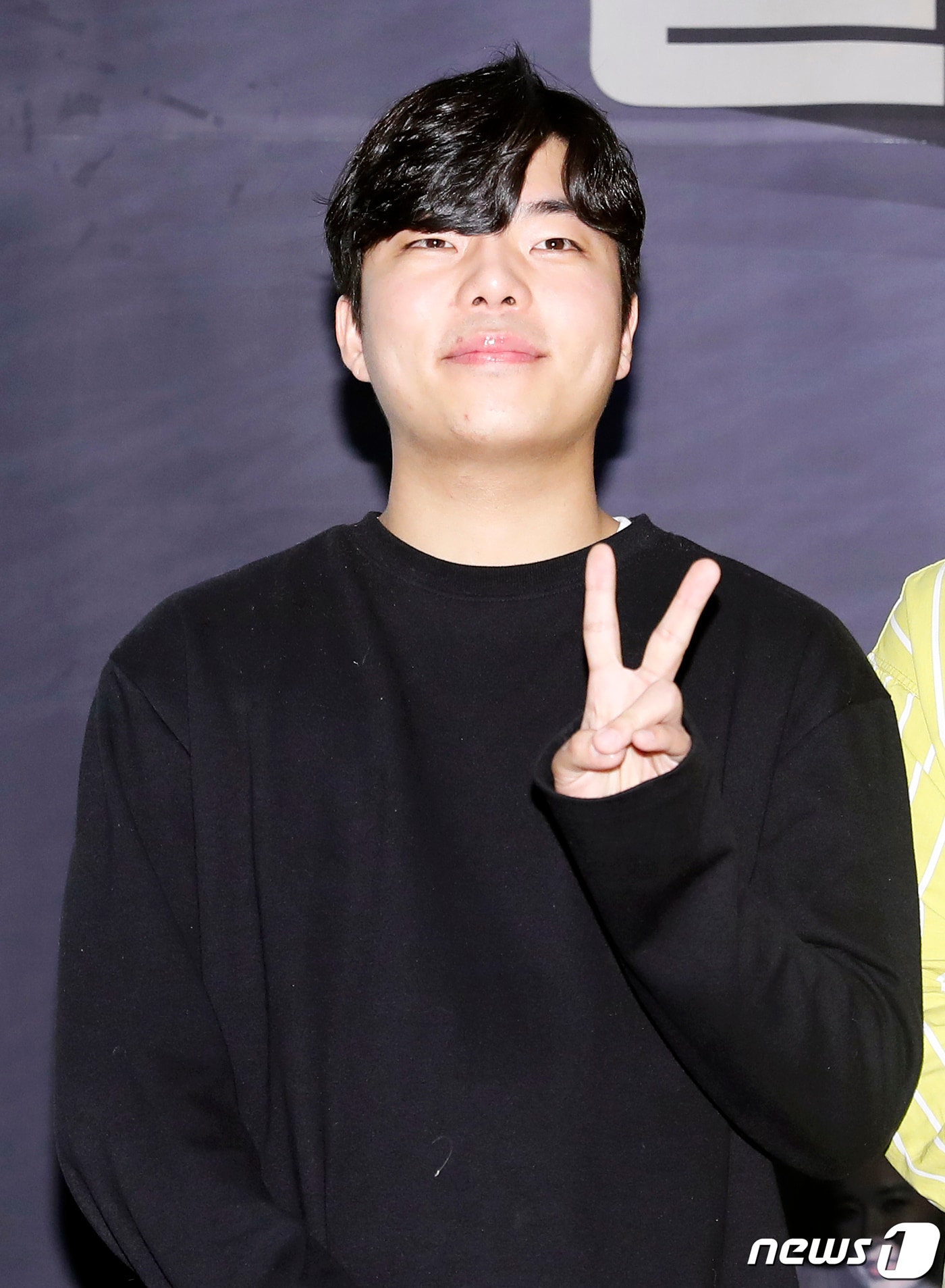 개그맨 조재원이 22일 오전 서울 중구 남대문로 코트야드 메리어트 서울 남대문에서 열린 크리에이터의 역습 ‘릴레이 코미디 위크’ 기자간담회에 참석해 포즈를 취하고 있다. 2019.5.22/뉴스1 ⓒ News1 권현진 기자