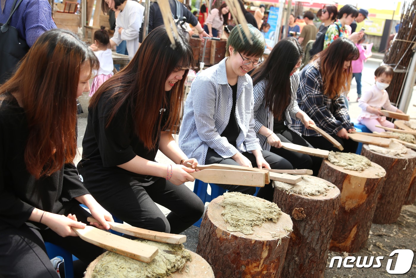 2019년 원주 한지문화제 자료사진. /뉴스1