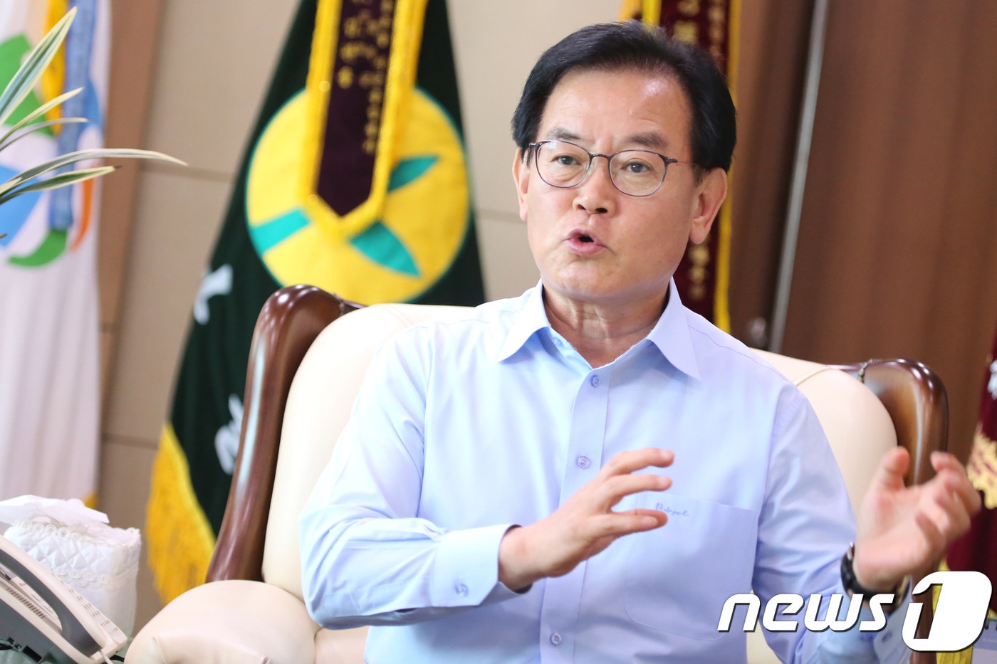 인터뷰하는 백선기 칠곡군수. 2019.7.8 /뉴스1 ⓒ News1