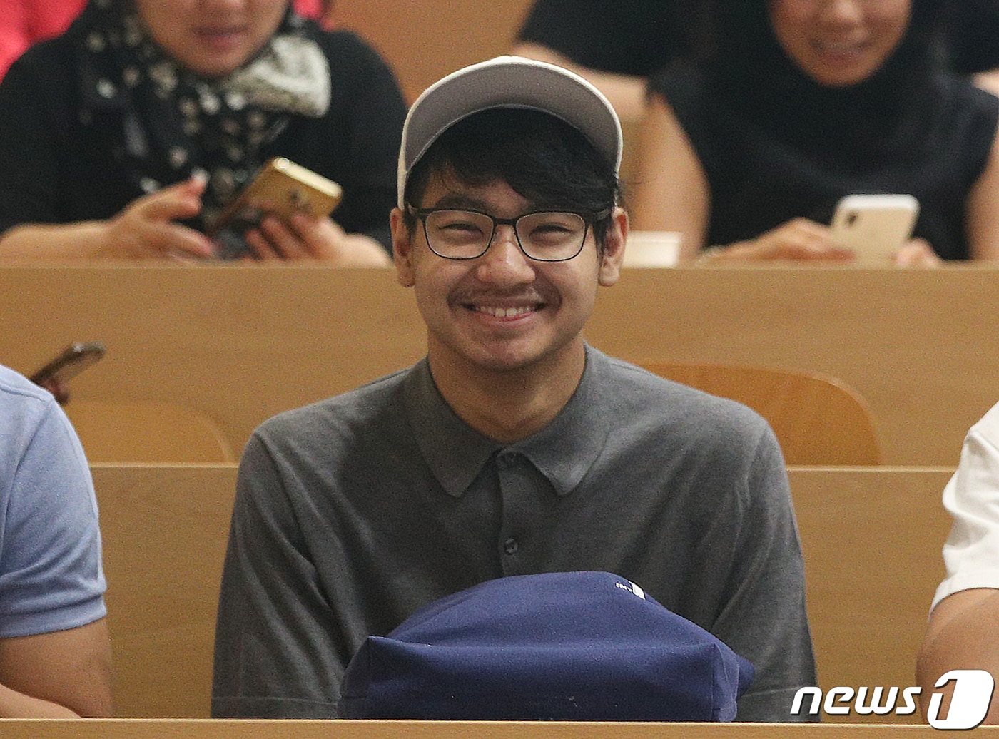 미국 할리우드 영화배우 앤젤리나 졸리의 아들 매덕스가 26일 오전 인천 연수구 연세대학교 국제캠퍼스에서 열린 입학식에 참석해 있다. 2019.8.26/뉴스1 ⓒ News1 신웅수 기자