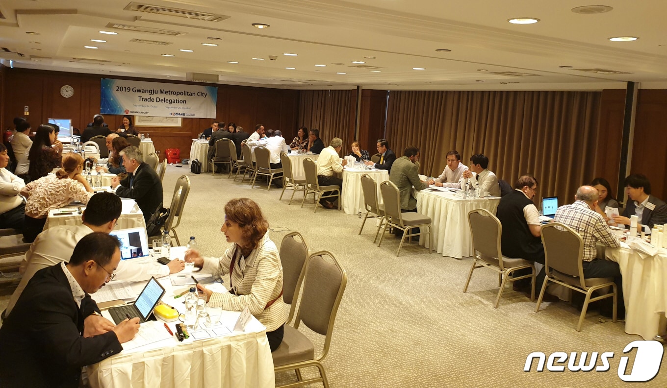 광주시 중동시장개척단 1800만불 수출 MOU…올해 최고 성과 - 뉴스 썸네일 이미지
