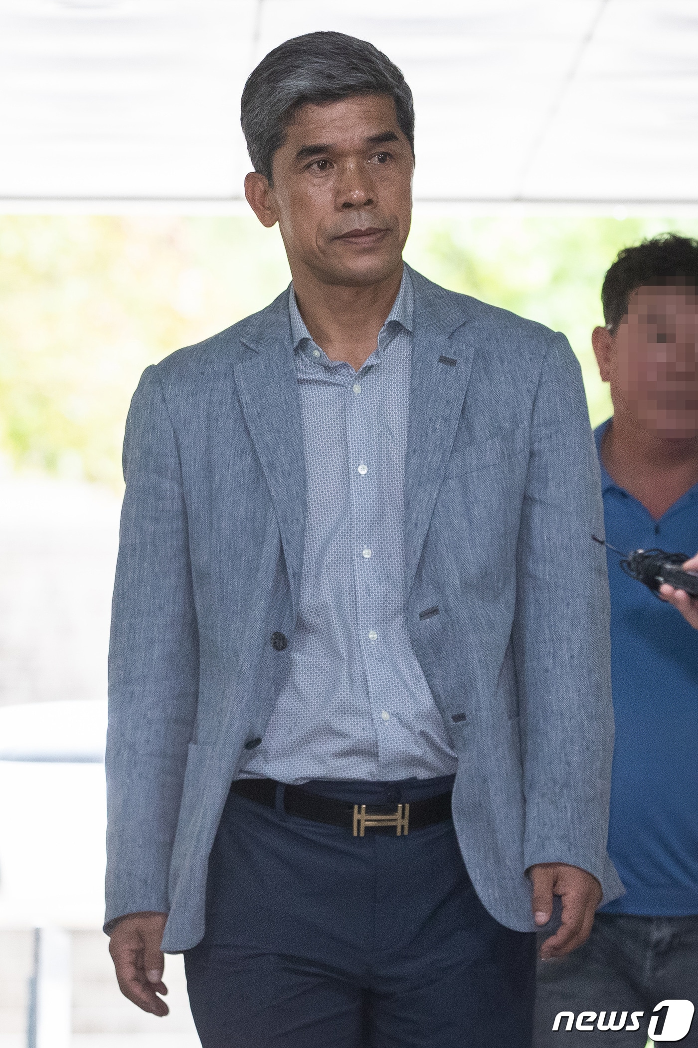 강제추행과 횡령 혐의를 받는 정종선 전 한국고등학교 축구연맹 회장이 9월4일 서울 서초구 중앙지법에서 열린 구속 전 피의자심문(영장실질심사)에 출석하고 있다.  2019.9.4/뉴스1 ⓒ News1 유승관 기자