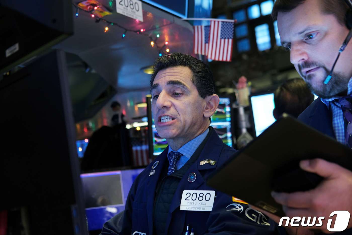 뉴욕증권거래소의 트레이더들. ⓒ AFP=뉴스1 ⓒ News1 우동명 기자