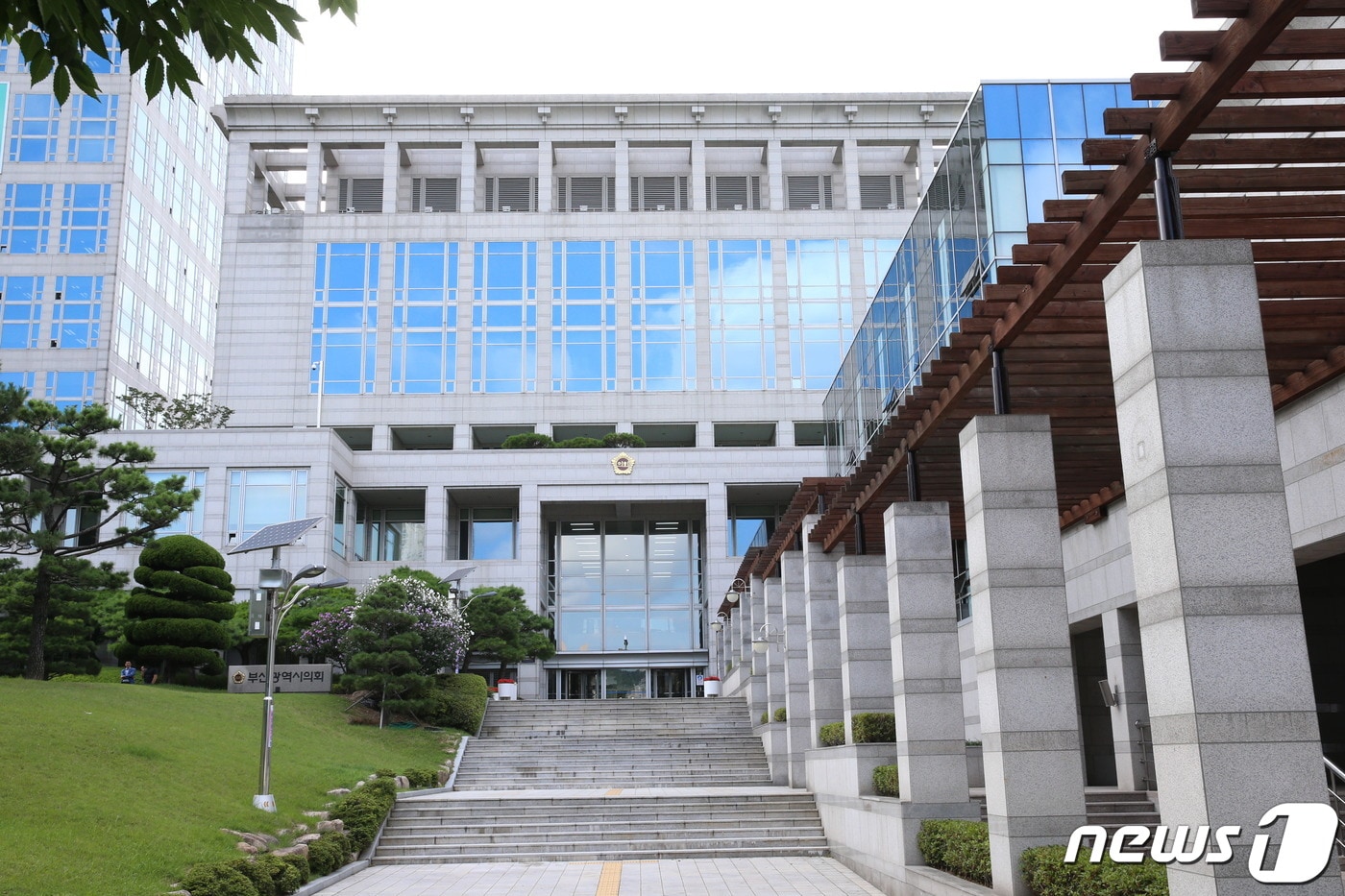 부산시의회 전경사진.(부산시의회 제공)ⓒ 뉴스1