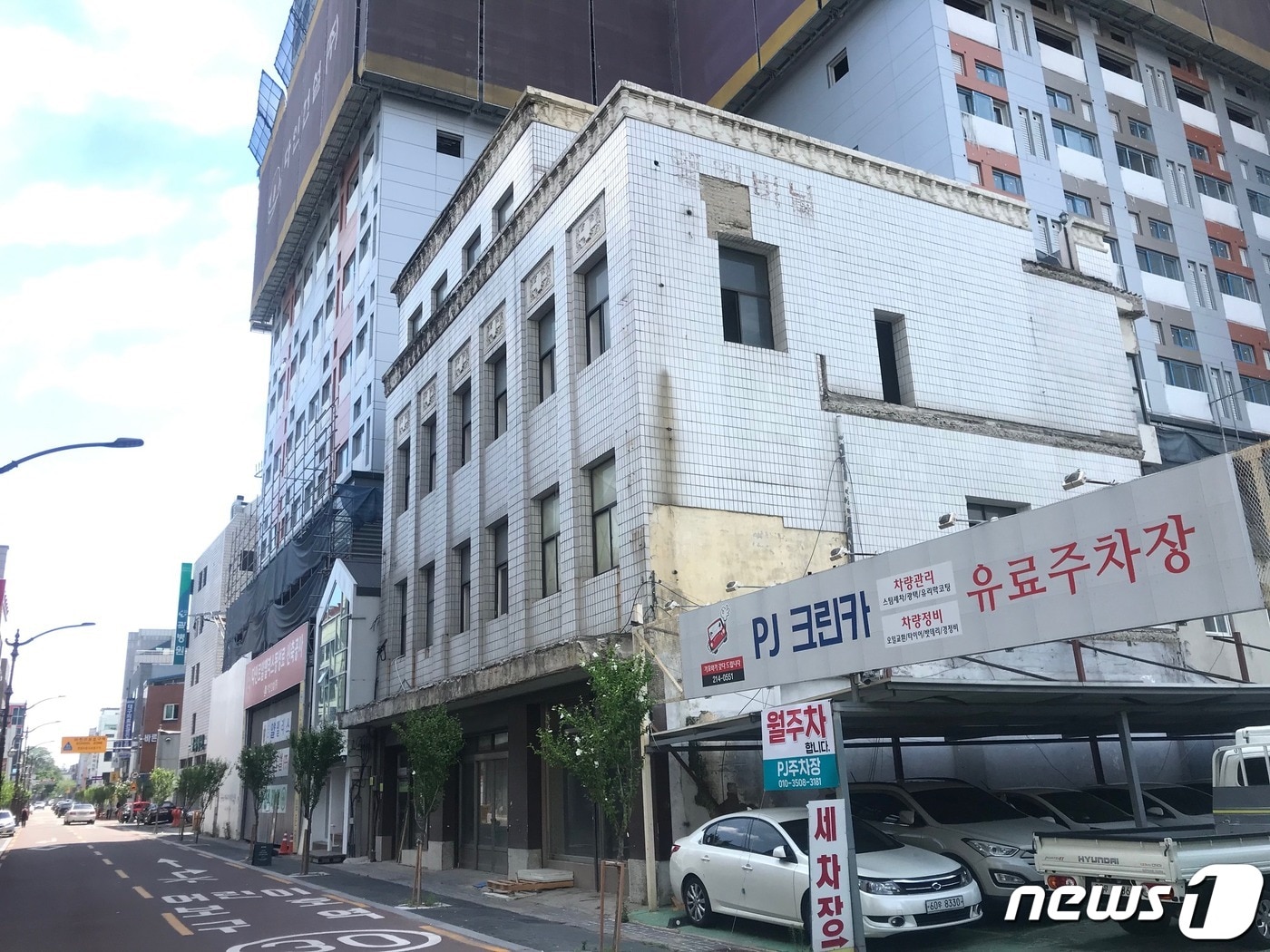 민족자본으로 처음 세워졌던 대구 무영당 건물. 하마터면 헐릴뻔한 근대건축물을 대구시가 간신히 매입해 시민공간으로 활용할 계획이다.(대구시 제공)ⓒ 뉴스1