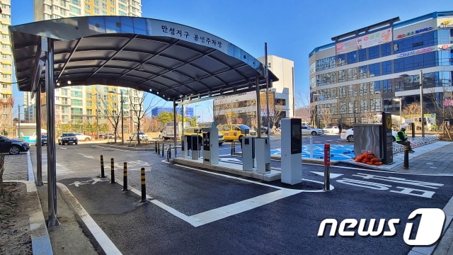 전주시가 만성지구에 공용주차장을 추가 조성하기로 했다. 사진은 전주 만성지구 공영주차장 모습.(전주시설공단 제공)ⓒ 뉴스1