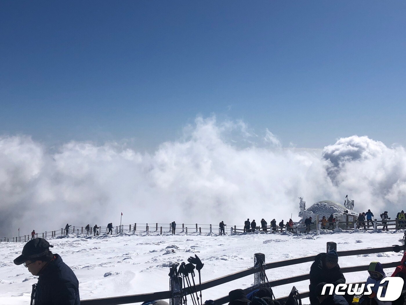 백록담 정상 인근(독자 제공. 재판매 및 DB금지)/뉴스1