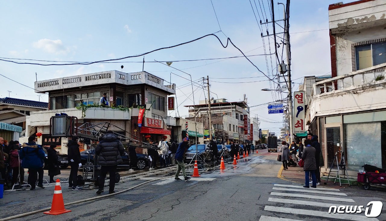 청주대학교 연극영화학부가 '2020 레디고 청주액터스' 4기 수강생을 모집한다. 사진은 영화 '시동' 촬영 현장 모습.(청주대학교 제공).2020.2.10/뉴스1