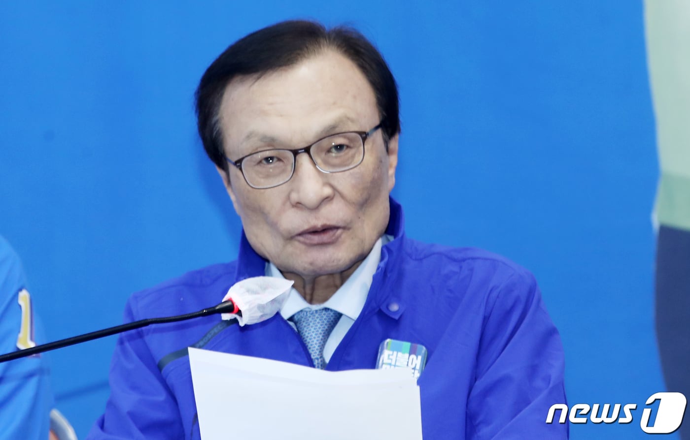 이해찬 민주평화통일자문회의 수석부의장. 2020.4.14/뉴스1 ⓒ News1 윤일지 기자