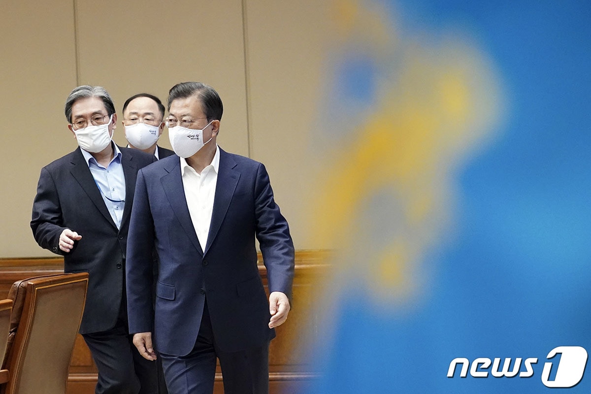 문재인 대통령. &#40;청와대 제공&#41; 2020.4.22/뉴스1
