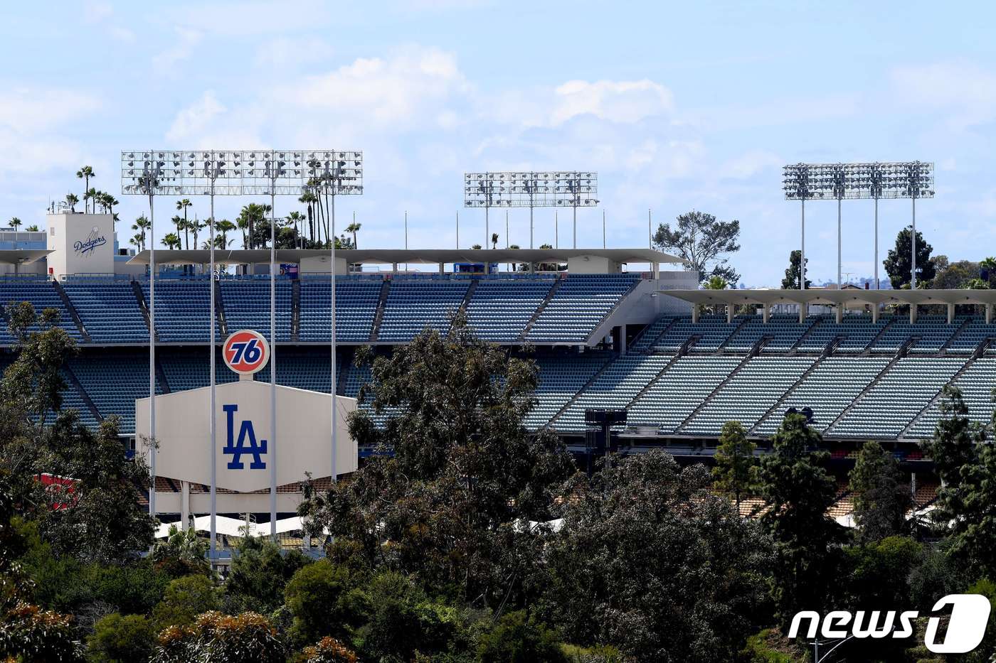 다저스 팬이 구단을 상대로 소송을 제기했다. ⓒ AFP=뉴스1