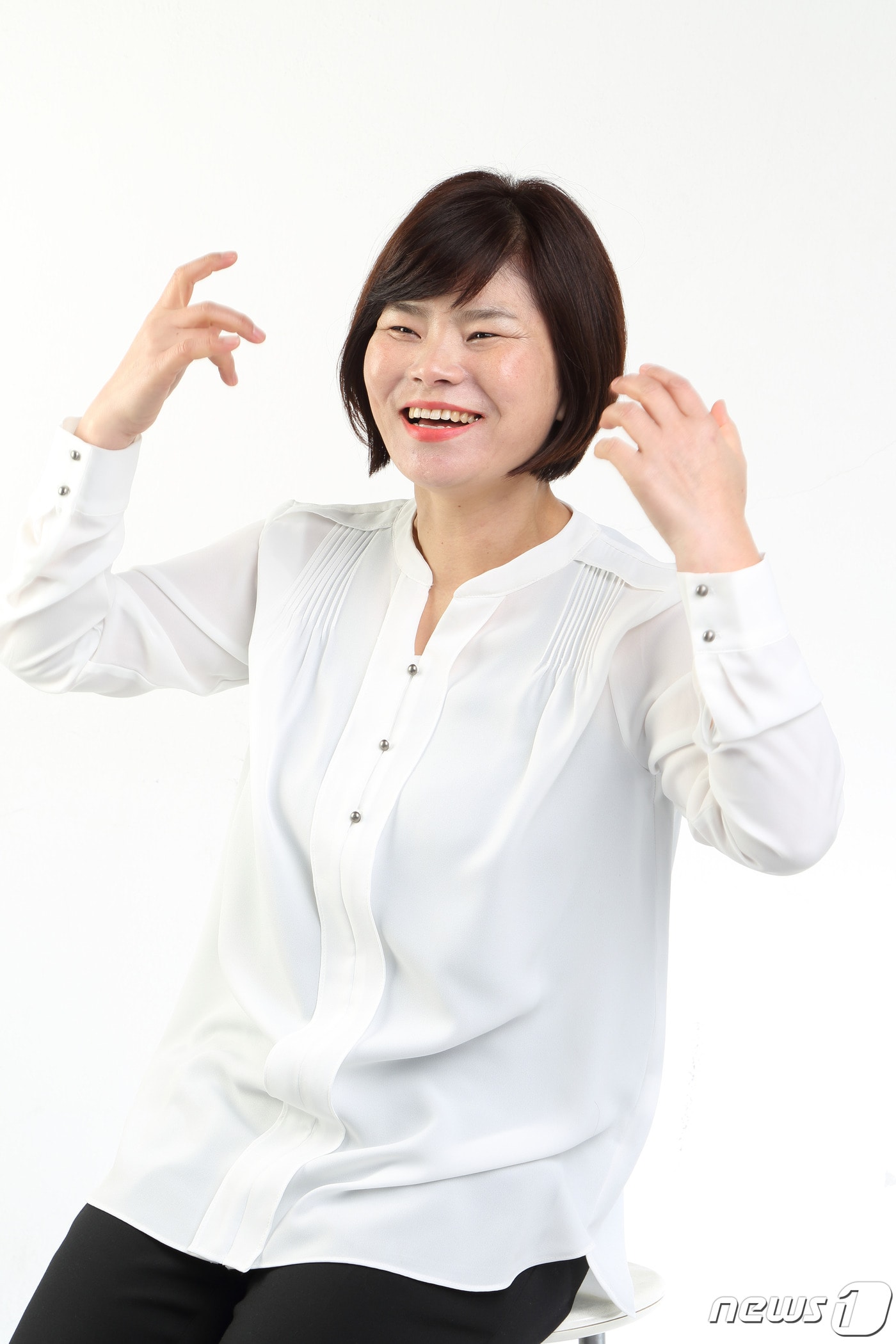 배주임 정의당 김해을 후보가 <뉴스1>과의 인터뷰에서 "녹색 친환경 도시 김해를 만들겠다"고 밝히고 있다. ⓒ 뉴스1