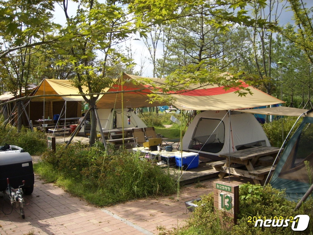 충북 청주 문암생태공원 캠핑장.ⓒ 뉴스1