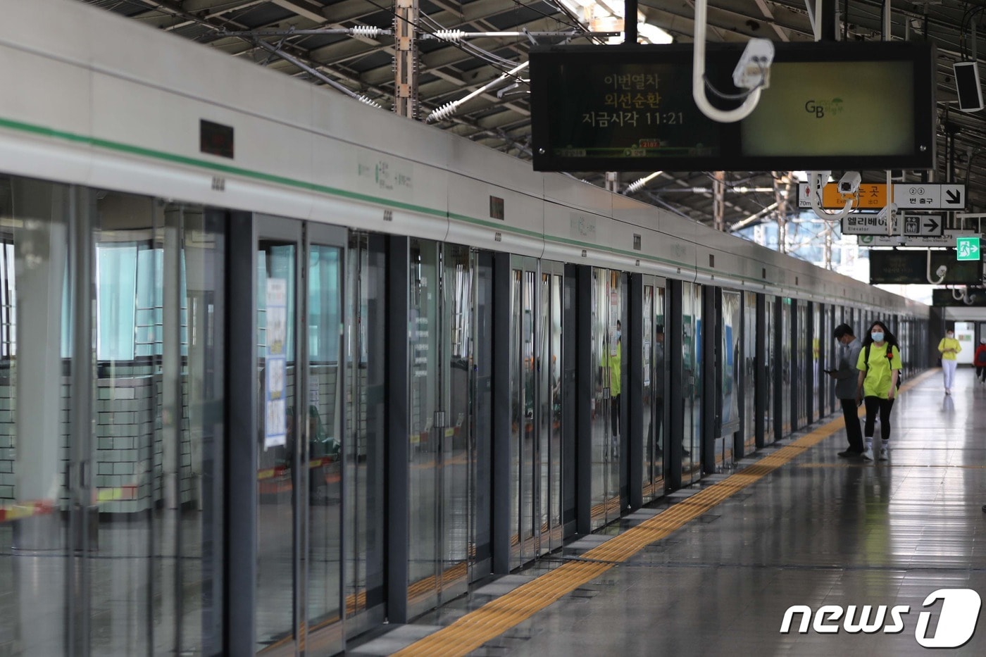 지하철2호선 구의역 승강장. (사진은 기사 내용과 무관함) / 뉴스1 ⓒ News1