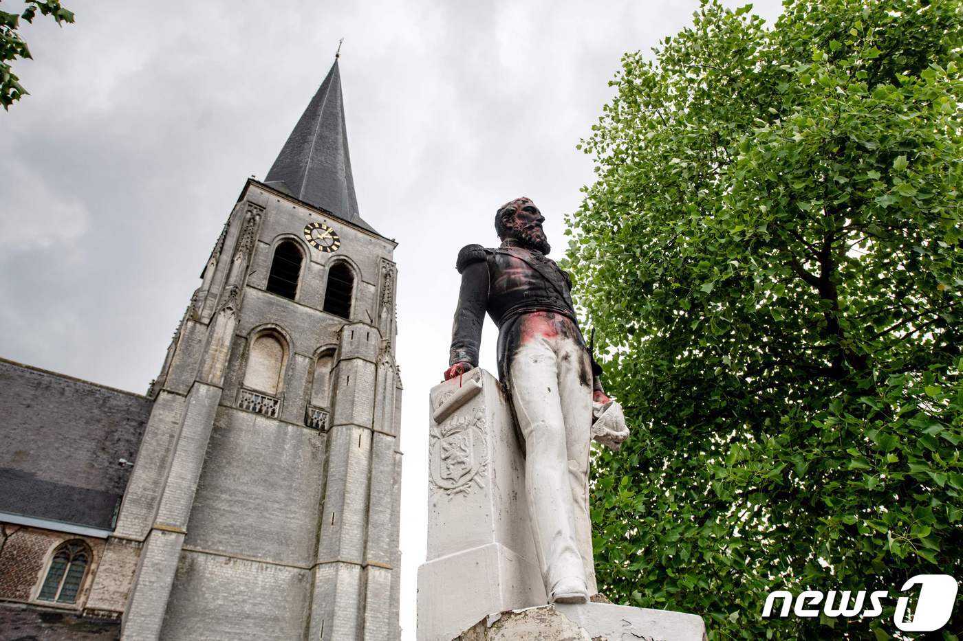 안트워프 소재 레오폴드 국왕 동상. ⓒ AFP=뉴스1