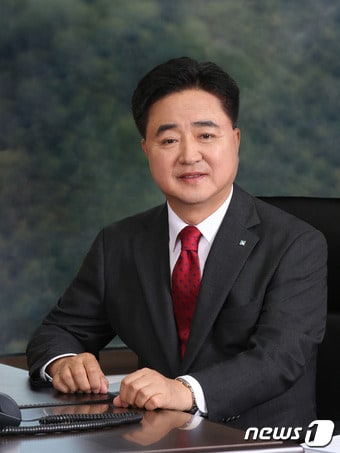 신용길 생명보험사회공헌 위원장 ⓒ 뉴스1
