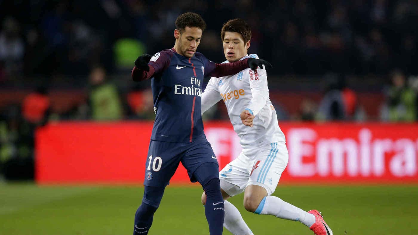 PSG의 네이마르가 마르세유의 일본인 수비수 사카이 히로키에게 인종차별 발언을 했다는 의혹이 제기됐다. (엘 파르티다소 데 코페 SNS) ⓒ 뉴스1