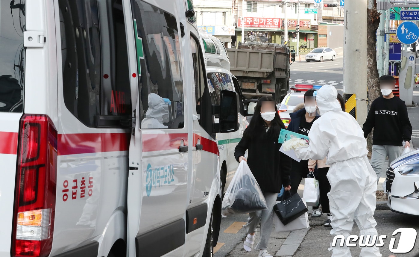  정읍시가 의료 취약계층의 응급의료 접근성을 높이고 의료비 부담을 줄이기 위해 응급환자 이송비 지원사업을 추진한다(뉴스1/DB)