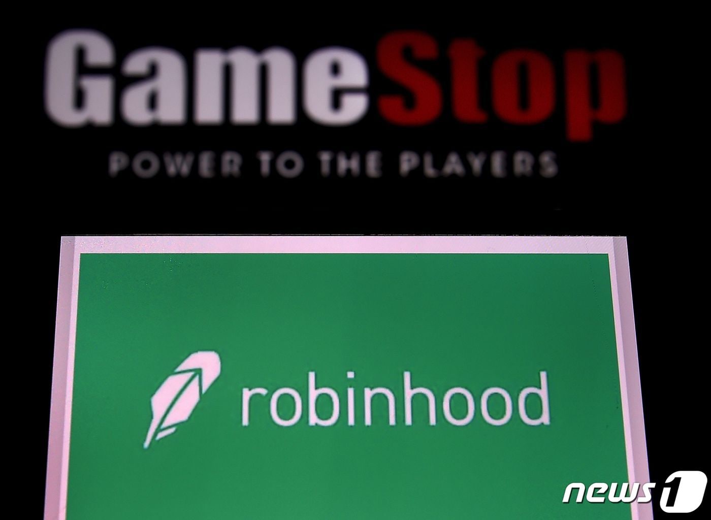 로빈후드, 게임스탑 거래 재개 위해 은행 대출 받아 - 뉴스1