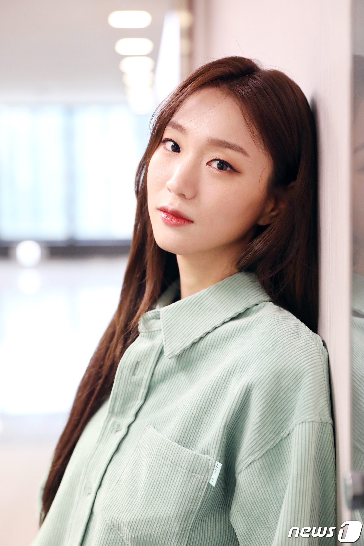 소먀가 3일 서울 종로구 뉴스1 본사에서 인터뷰에 앞서 포즈를 취하고 있다. 2021.11.3/뉴스1 ⓒ News1 임세영 기자