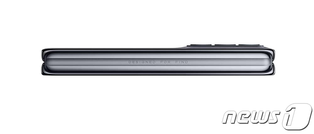 오포가 공개한 자사 첫 폴더블 플래그십 스마트폰 '파인드 엔'의 모습 (오포 공식 홈페이지 갈무리) ⓒ 뉴스1