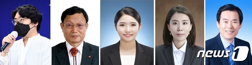 왼쪽부터 박준용, 전부학, 이세원, 염진아, 김충규 민주당 경남 공동선대위원장. (민주당 경남도당 제공) ⓒ 뉴스1
