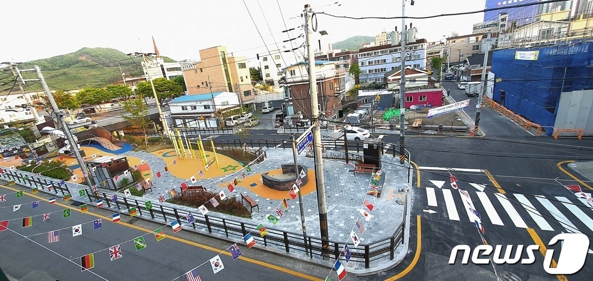 광주시가 ‘2021 대한민국 공공디자인 대상’ 비공모 부문에서 한국 공예·디자인문화진흥원장상을 수상했다.(광주시 제공) ⓒ News1