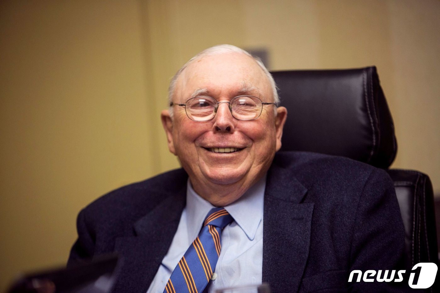 찰리 멍거 버크셔 헤데웨이 부회장. 올해 98세다. ⓒ 로이터=뉴스1 ⓒ News1 박형기 기자