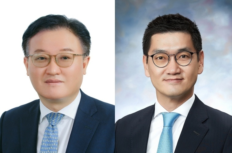 김경호 부행장(왼쪽)과 엄지용 부행장ⓒ 뉴스1