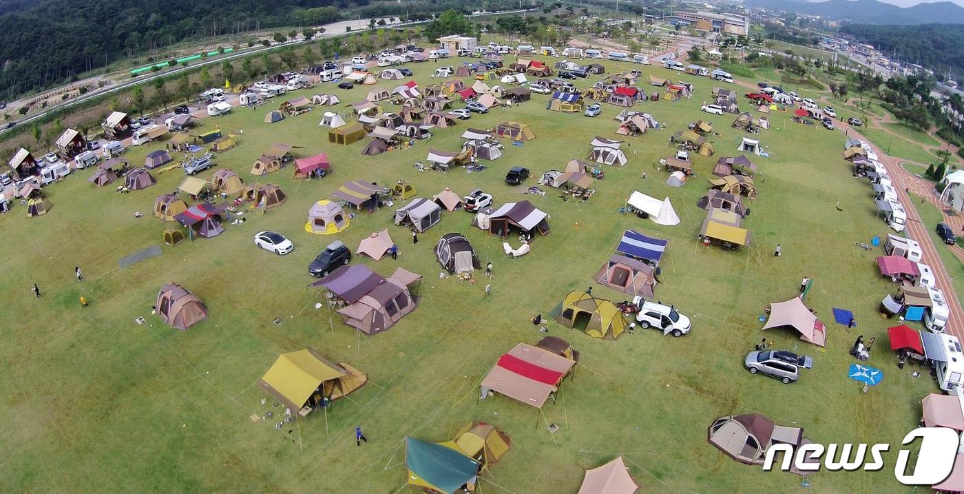 전북 정읍시 국민여가캠핑장이 철저한 방역 속에서 부분 개장했다. ⓒ 뉴스1
