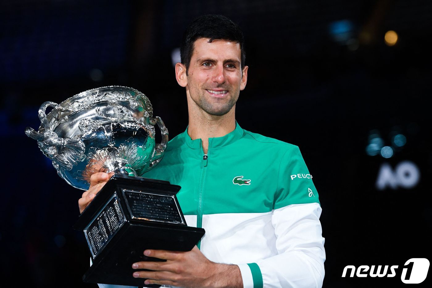 2021 호주오픈에서 우승한 노박 조코비치. ⓒ AFP=뉴스1