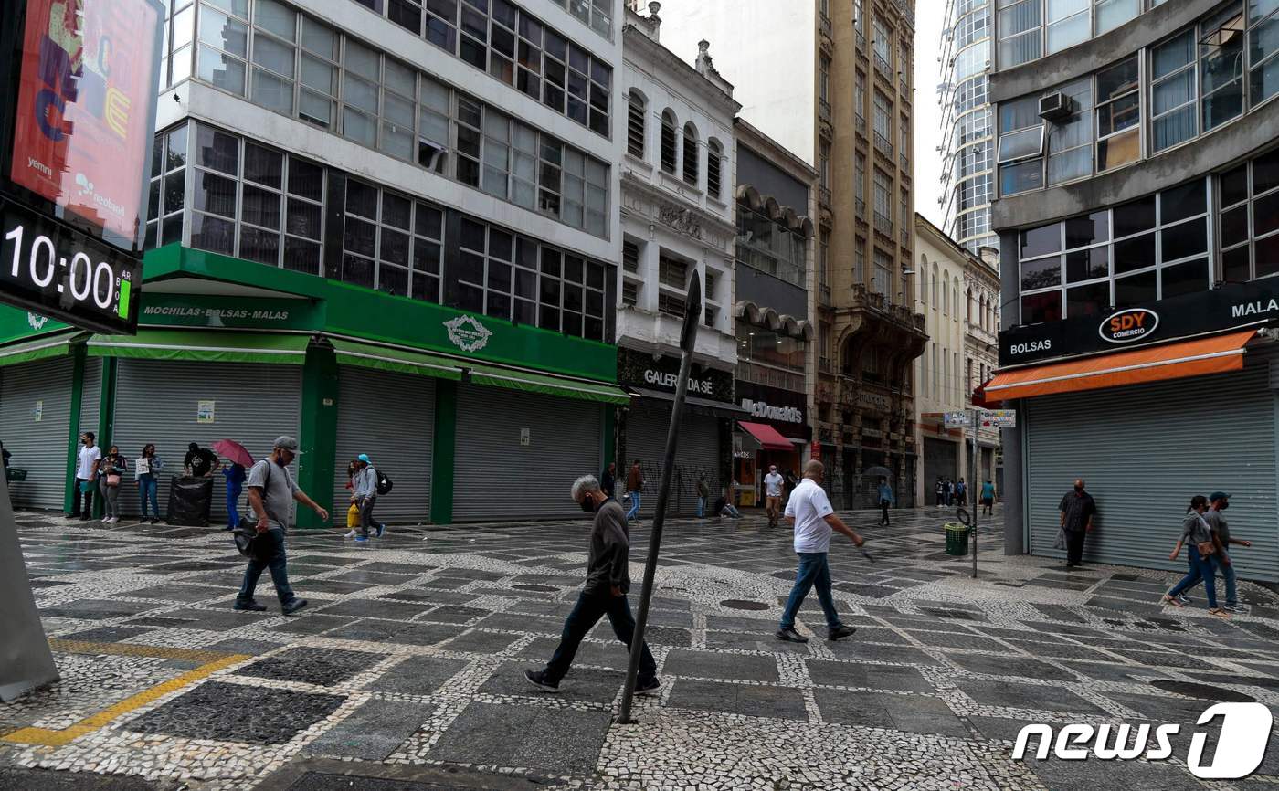 지난 6일 브라질 상파울루 거리 모습.  ⓒ AFP=뉴스1