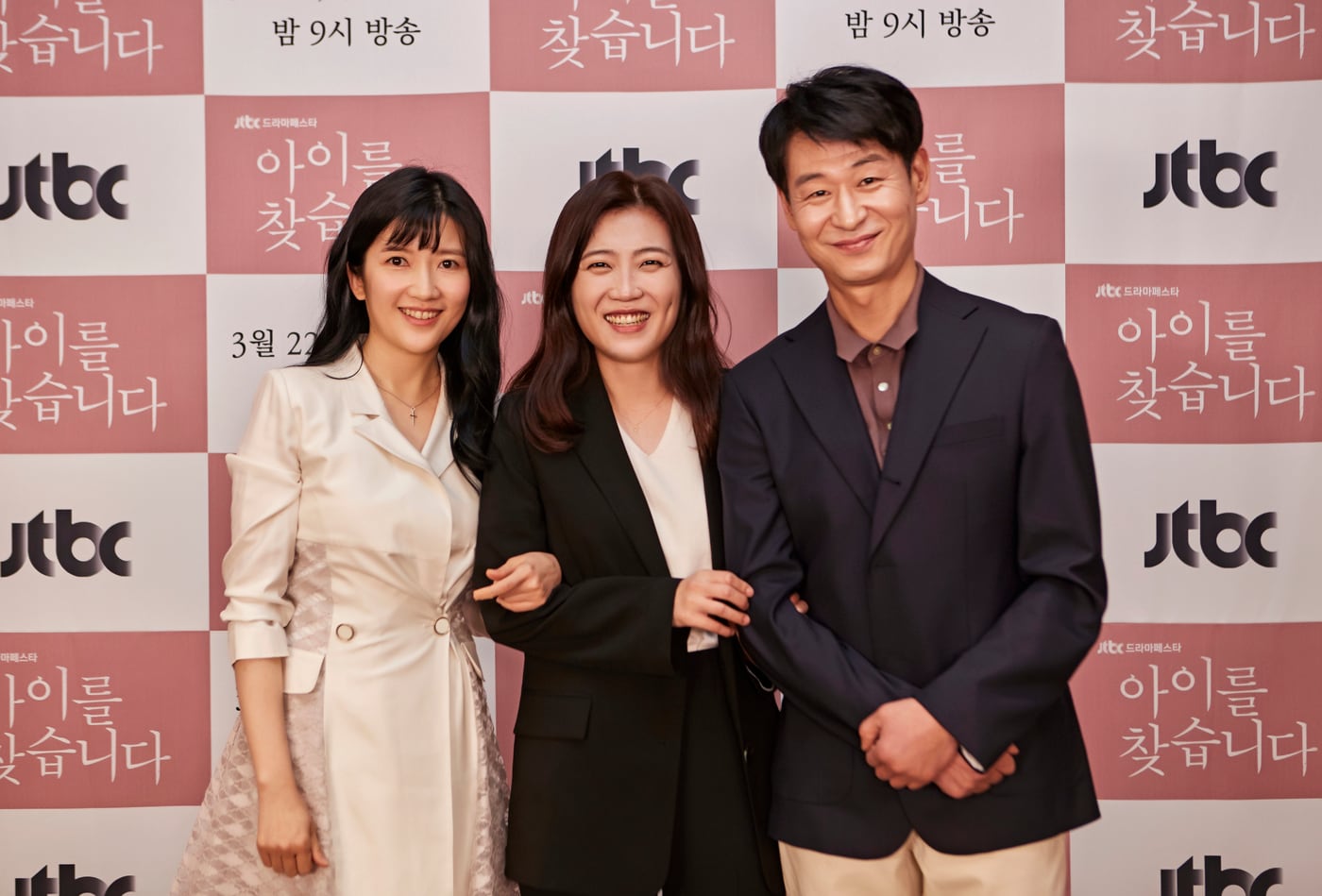 왼쪽부터 배우 장소연, 조용원 감독, 배우 박혁권 ⓒ 뉴스1