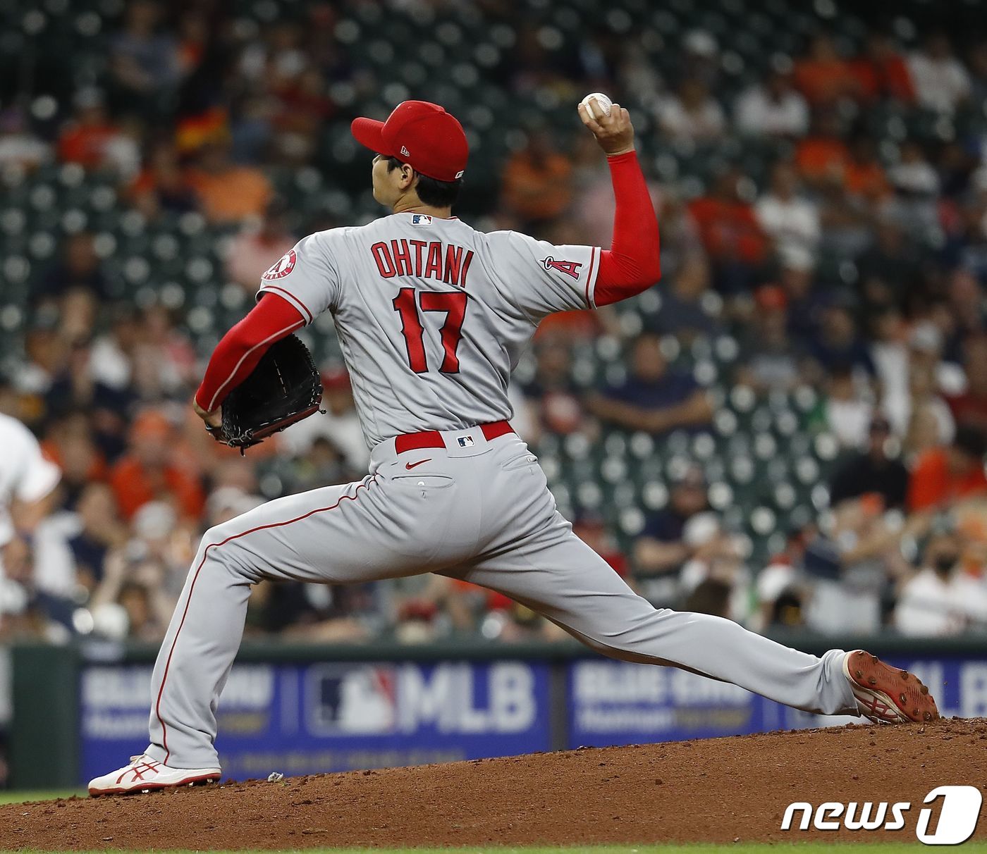 오타니 쇼헤이가 '삼도류'를 시전했다.ⓒ AFP=뉴스1