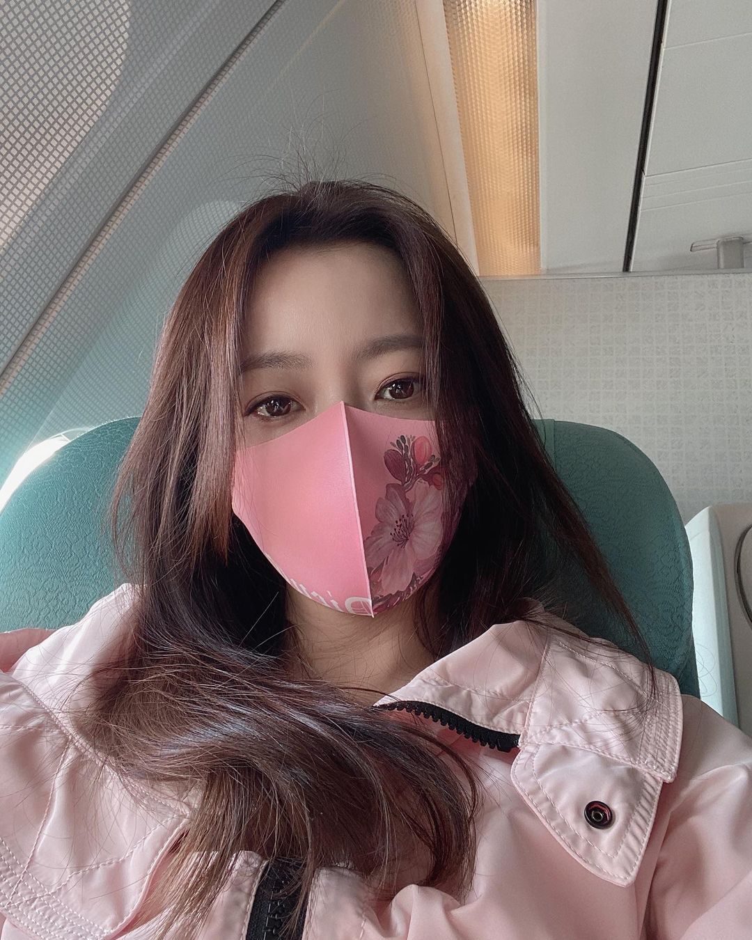 배우 김희선/ 사진=김희선 인스타그램 ⓒ 뉴스1