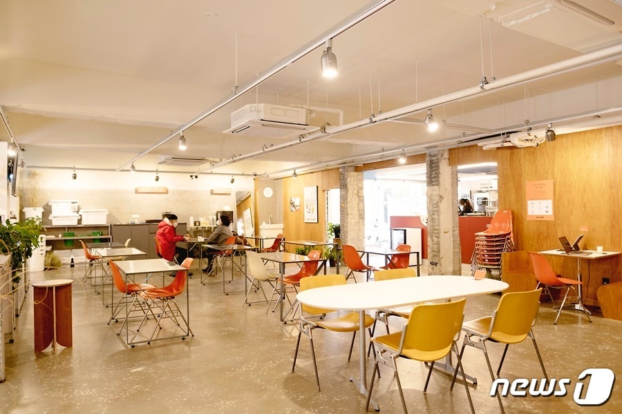 바로고 도시주방 1호점 마포점 다이닝 홀 전경 (바로고 제공) ⓒ 뉴스1