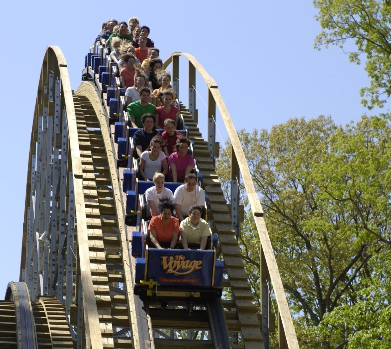 미국 인디애나주 소재 테마파크 '홀리데이 월드 앤 스플래싱 사파리'의 명물 롤러코스터 '보이지'. 최근 47세 여성이 이 놀이기구를 타던 중 동맥 파열로 숨졌다.(홀리데이 월드 앤 스플래싱 사파리 페이스북 갈무리) ⓒ 뉴스1