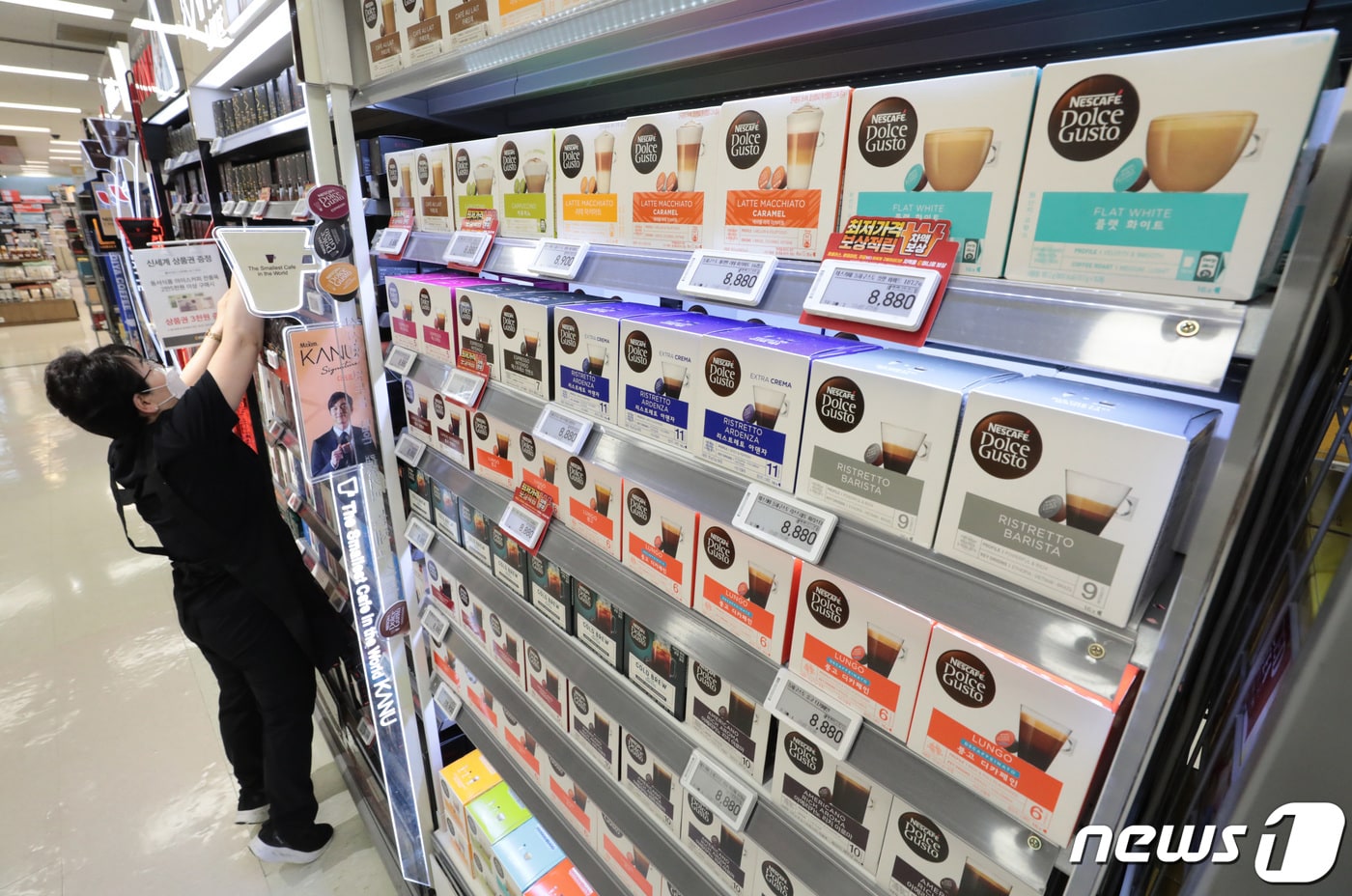 서울의 한 대형마트에 진열된 캡슐커피. 2021.8.10/뉴스1 ⓒ News1 이성철 기자