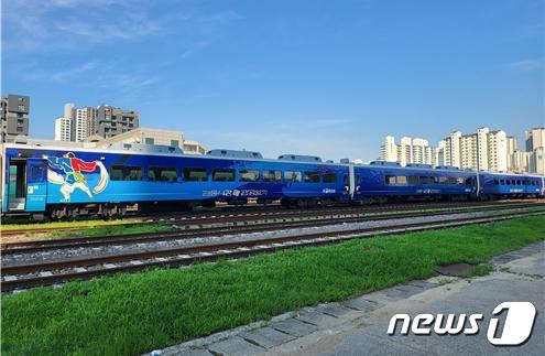 팔도장터관광열차 모습(한국철도공사 제공)