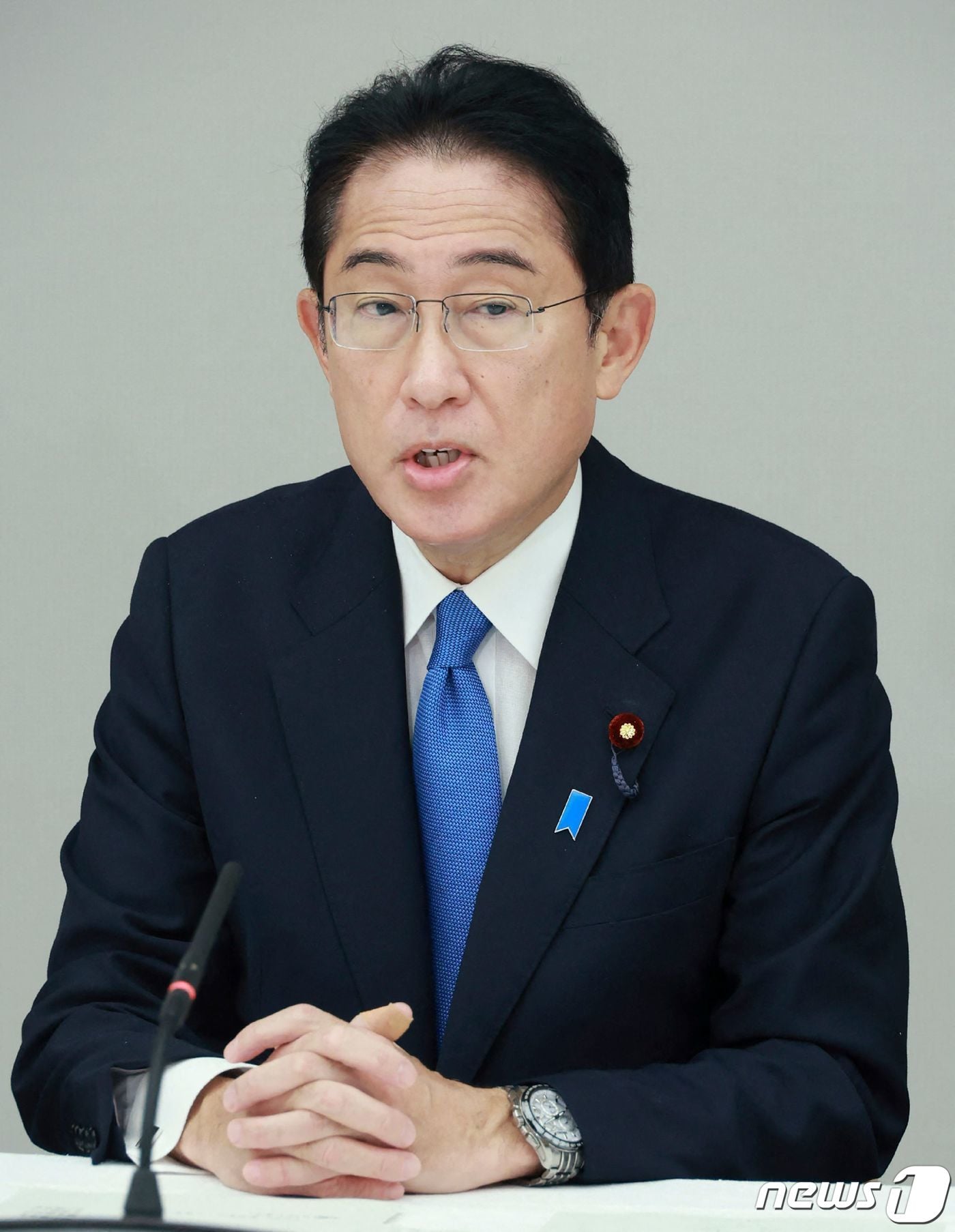 기시다 후미오 일본 총리가 28일 (현지시간) 도쿄 총리 관저에서 열린 당정 정책 회의에 참석해 발언을 하고 있다. ⓒ AFP=뉴스1 ⓒ News1 우동명 기자