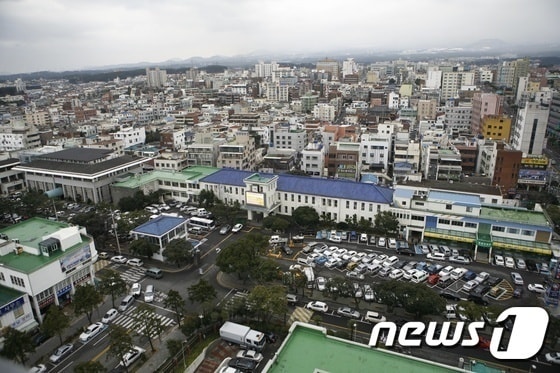 제주시청사 전경. ⓒ News1 