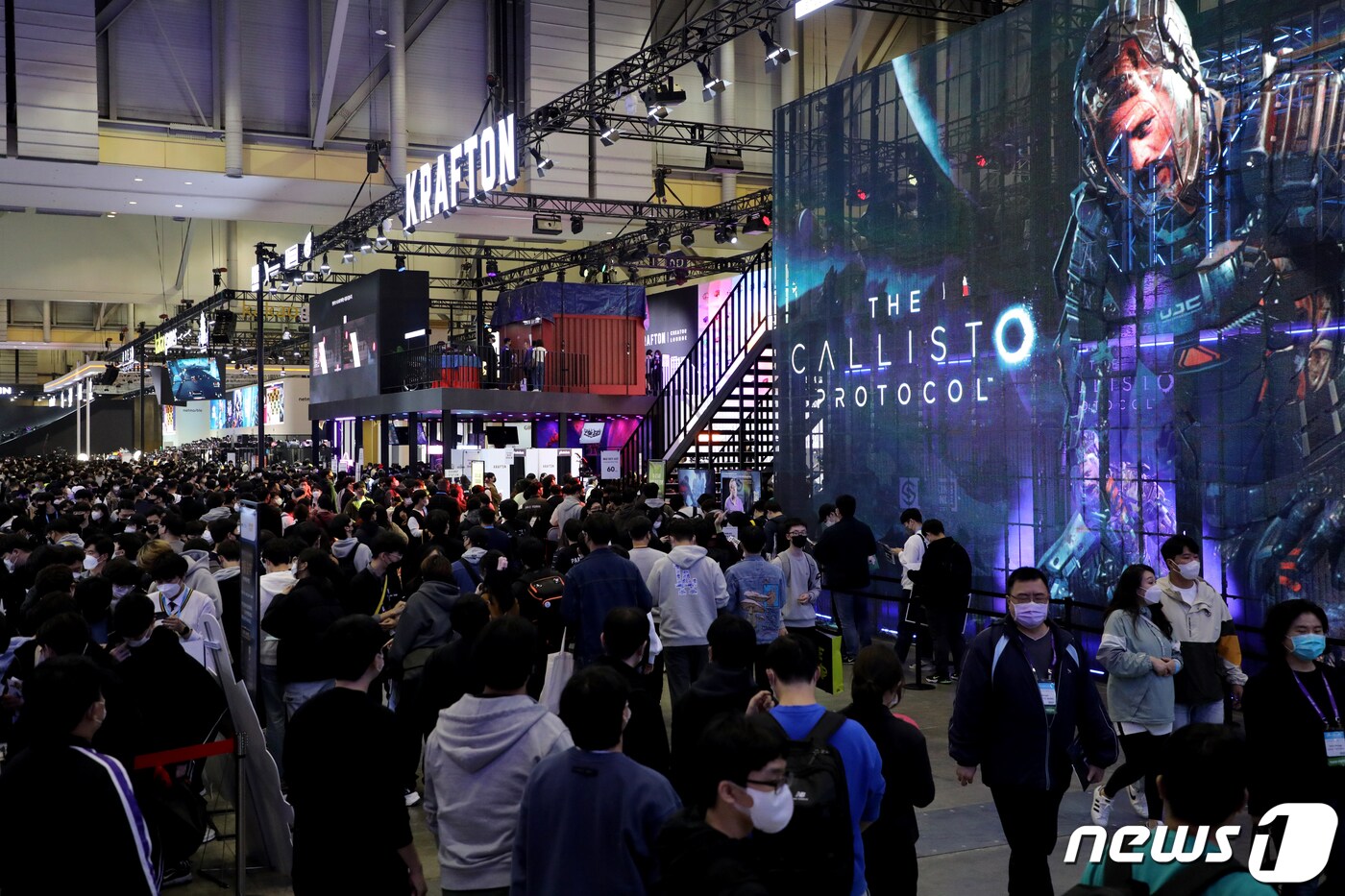 부산 해운대구 벡스코에서 국내 최대 게임전시회인 '지스타(G-STAR)2022' 을 찾은 관객들로 북적이고 있다. 2022.11.17/뉴스1 ⓒ News1 